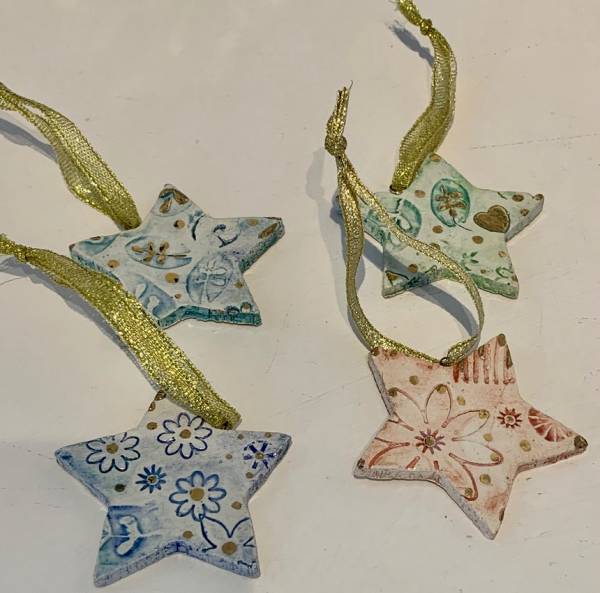 - a Ceramic by Sarah McCormack, measuring 5 x 5 cm (H x W) £10